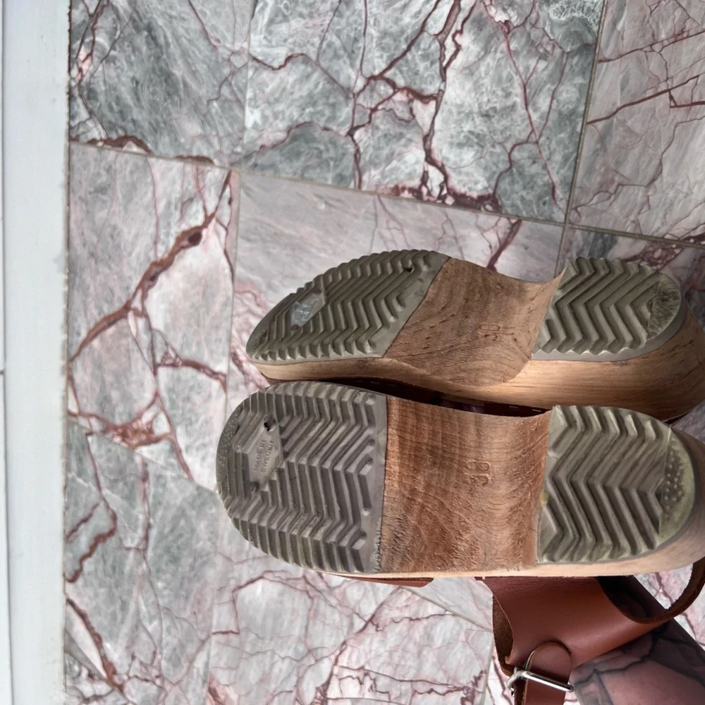 MIA Made in Sweden Sofia Swedish Mary
Jane Clogs - Leather - Picture 7 of 13